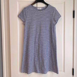 Vineyard Vines Tshirt Dress, cotton w navy/white stripes, S, EUC no flaws